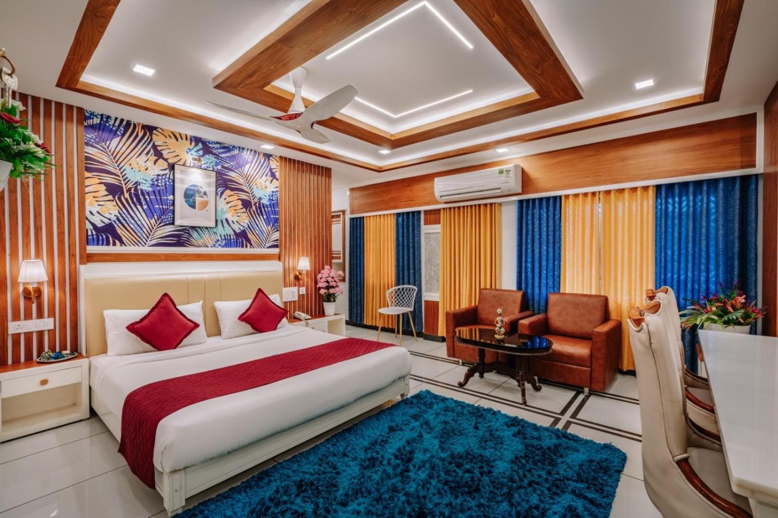 Excellency Airport Hotel Kochi Bagian luar foto