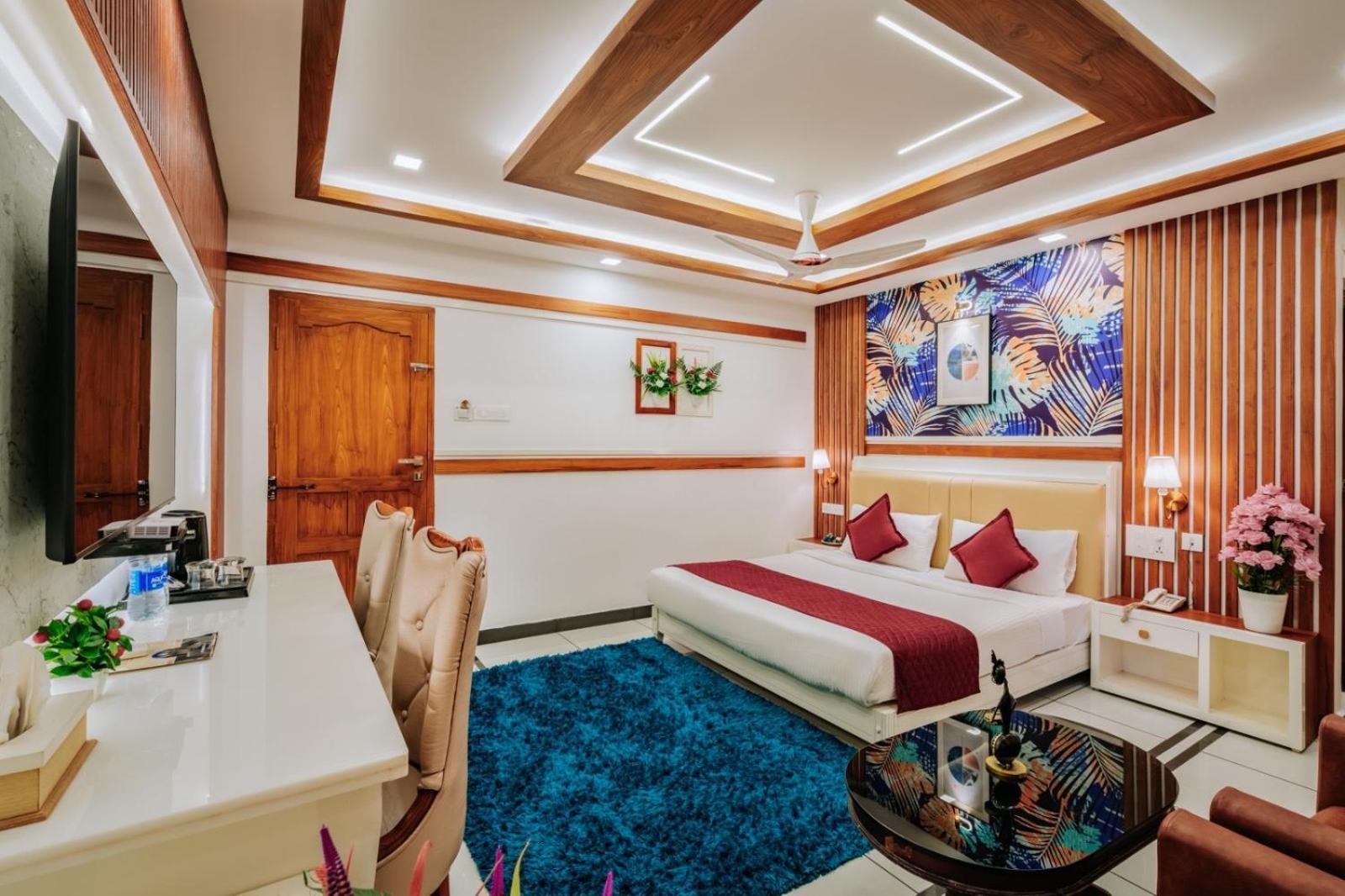 Excellency Airport Hotel Kochi Bagian luar foto